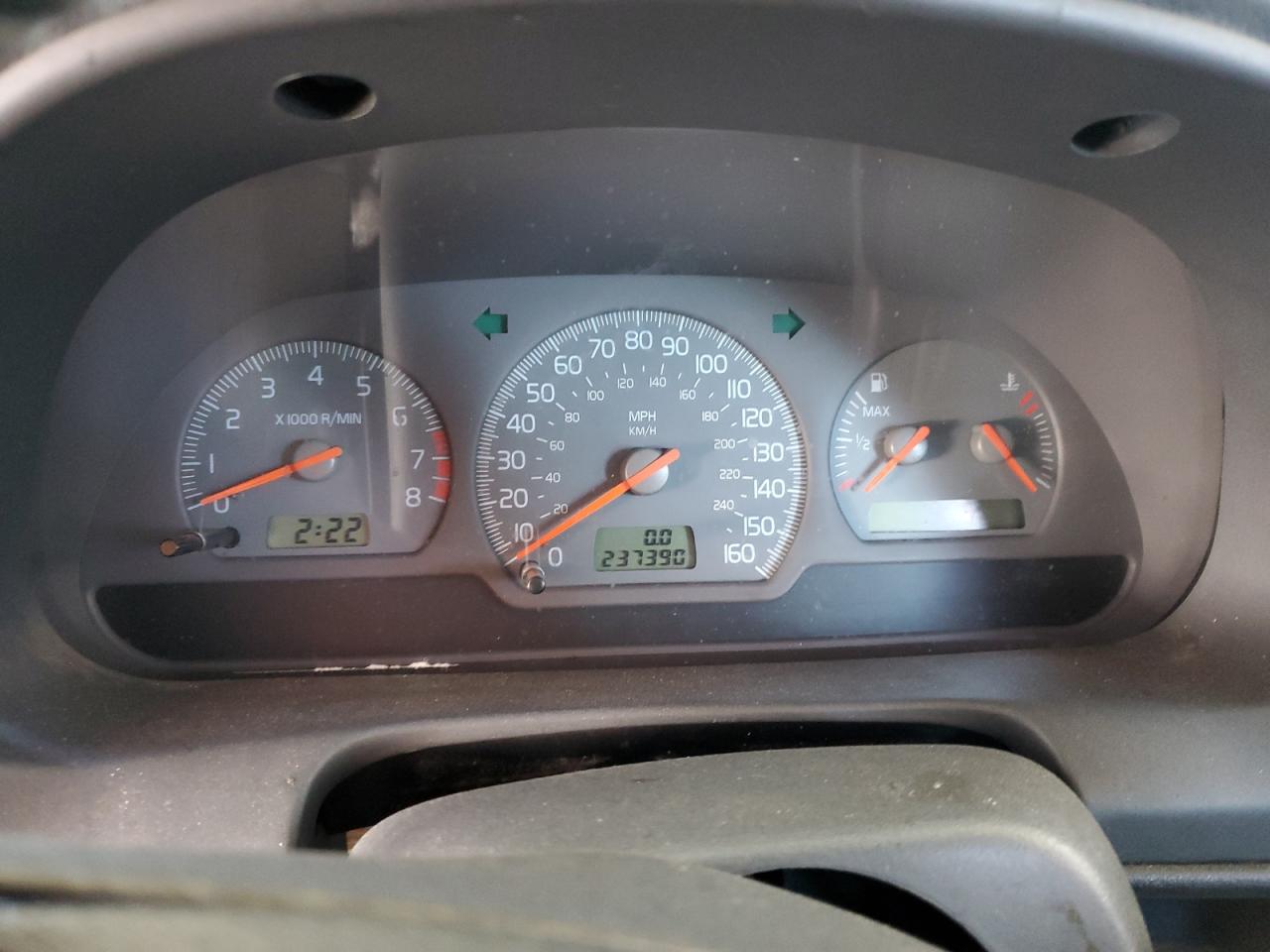 yv1vw29571f734092 YV1VW29571F734092 2001 Volvo V40 1.9T