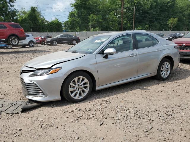 TOYOTA CAMRY LE 2024