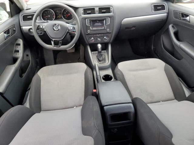 VOLKSWAGEN JETTA 2017 Czerwony