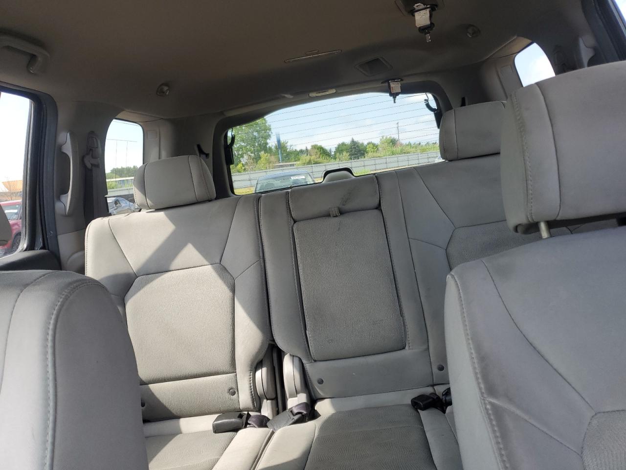 2011 Honda Pilot Lx VIN: 5FNYF4H20BB014046 Lot: 65341565