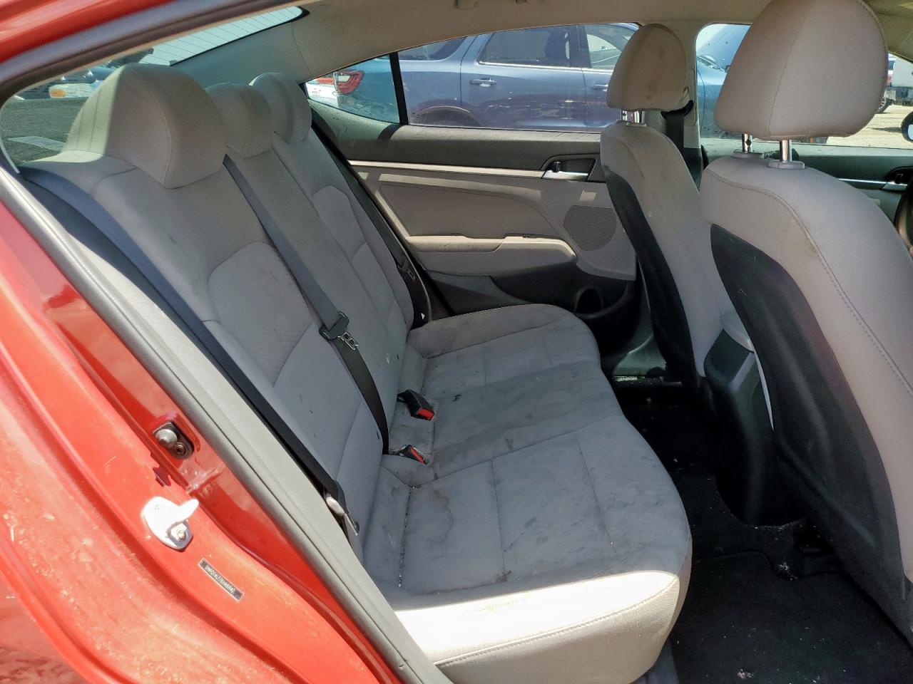 2019 Hyundai Elantra Se VIN: 5NPD74LF7KH481942 Lot: 64681575