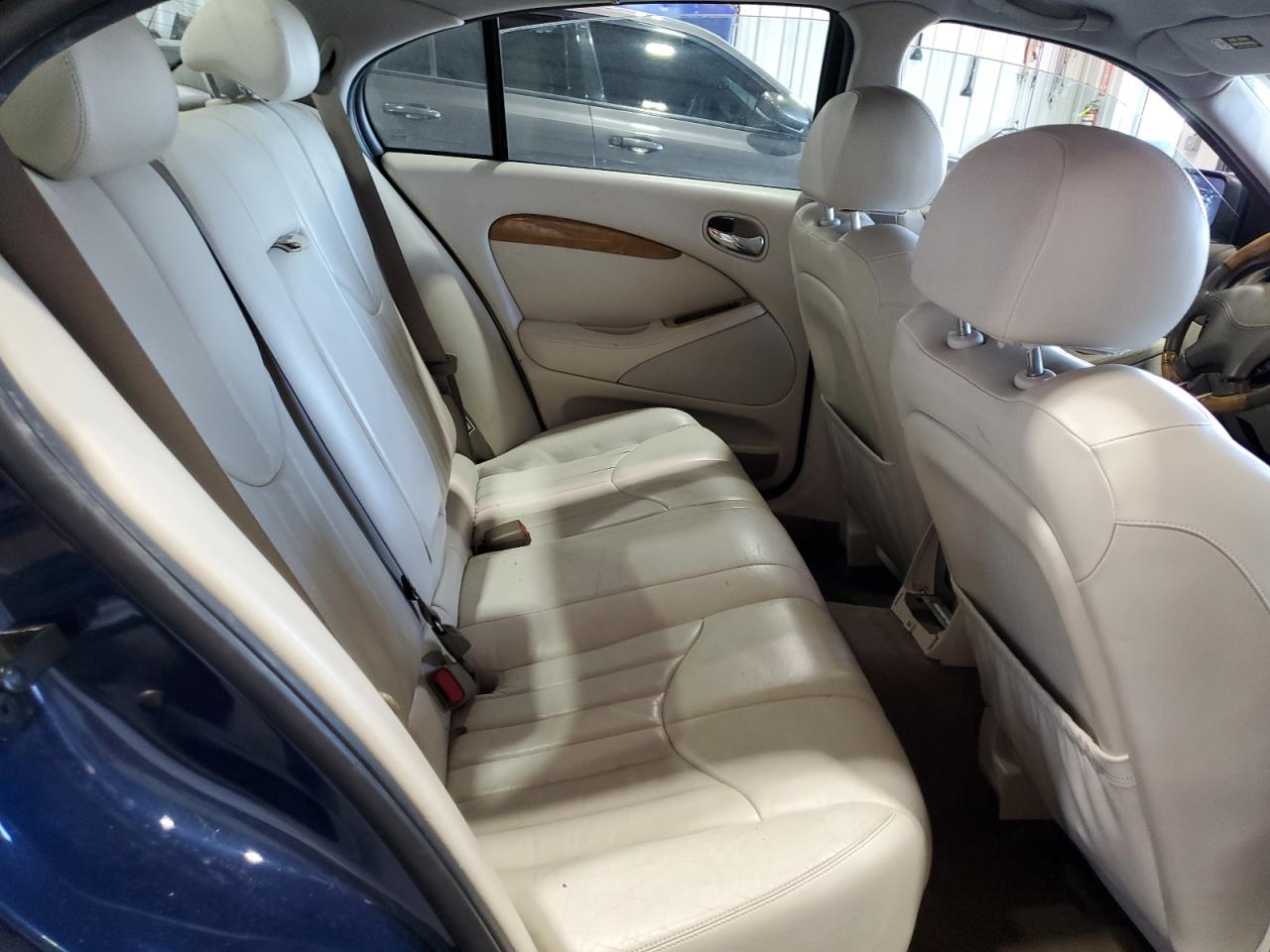 2000 Jaguar S-Type VIN: SAJDA01D8YGL63313 Lot: 63112395