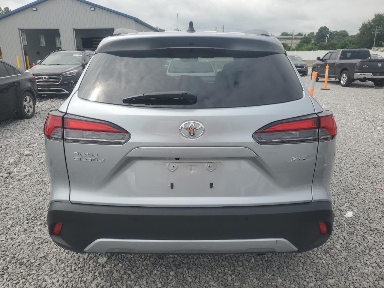 2025 Toyota Corolla Cross Xle VIN: 7MUDAAAG7SV120996 Lot: 62856625