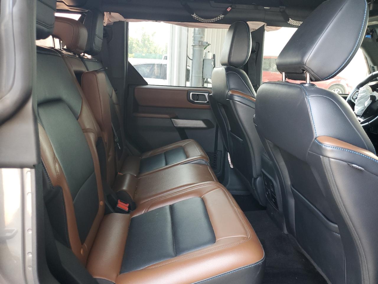 2021 Ford Bronco Base VIN: 1FMDE5BH9MLA63584 Lot: 64352265