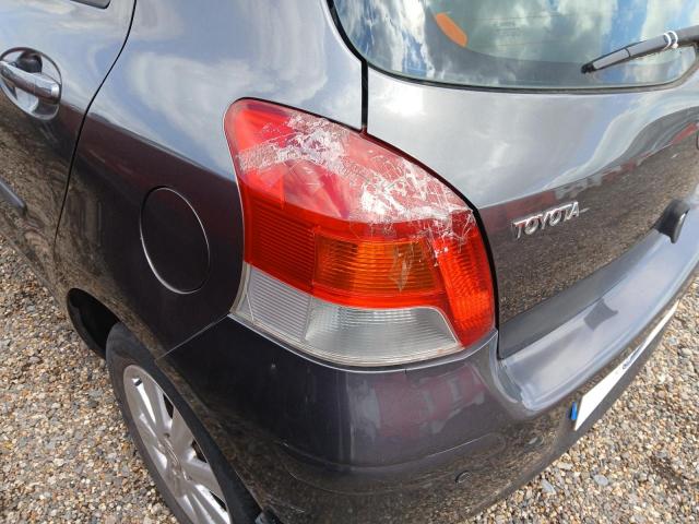 2009 TOYOTA YARIS TR V