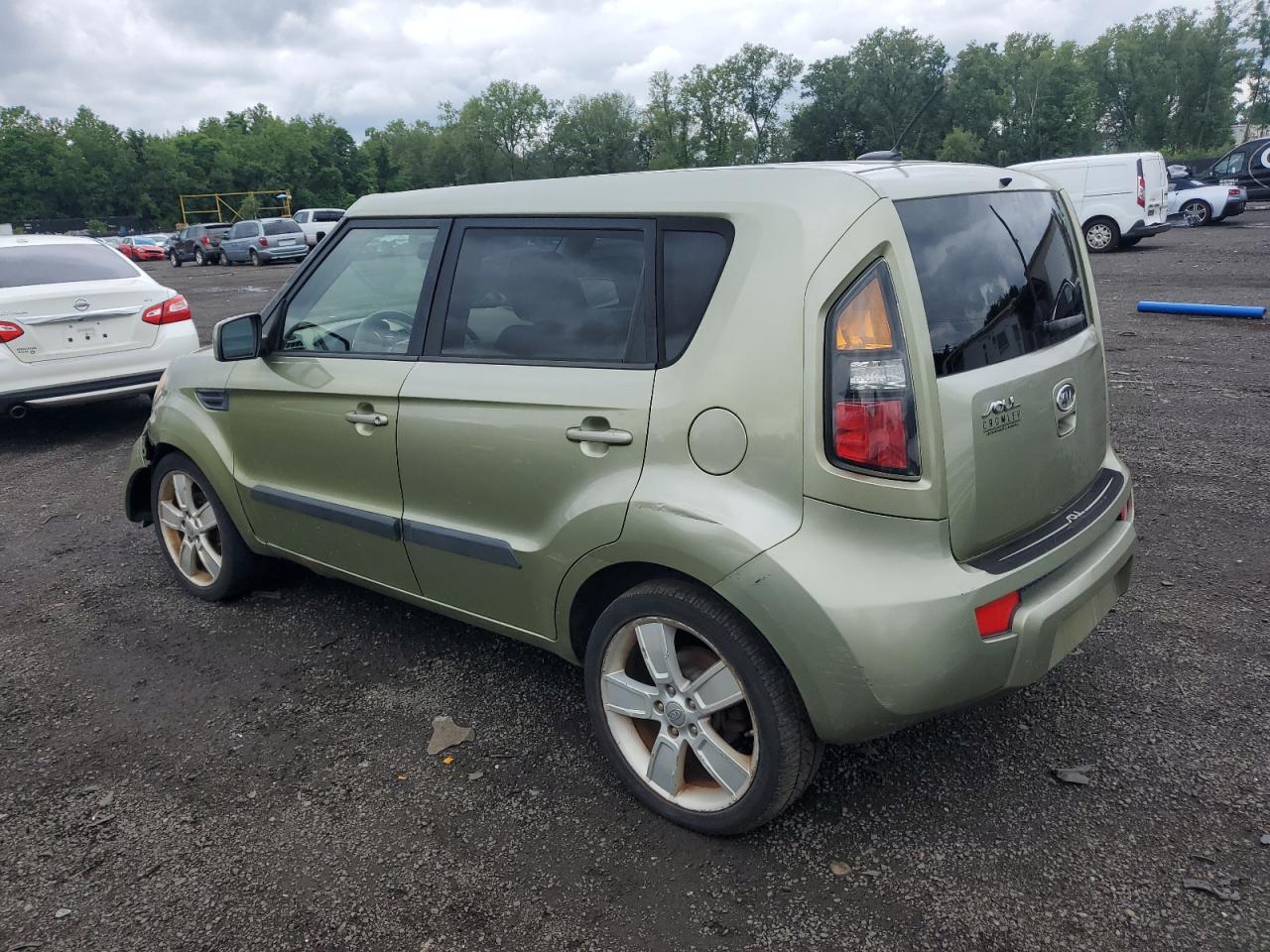 2011 Kia Soul + VIN: KNDJT2A25B7339581 Lot: 63794195