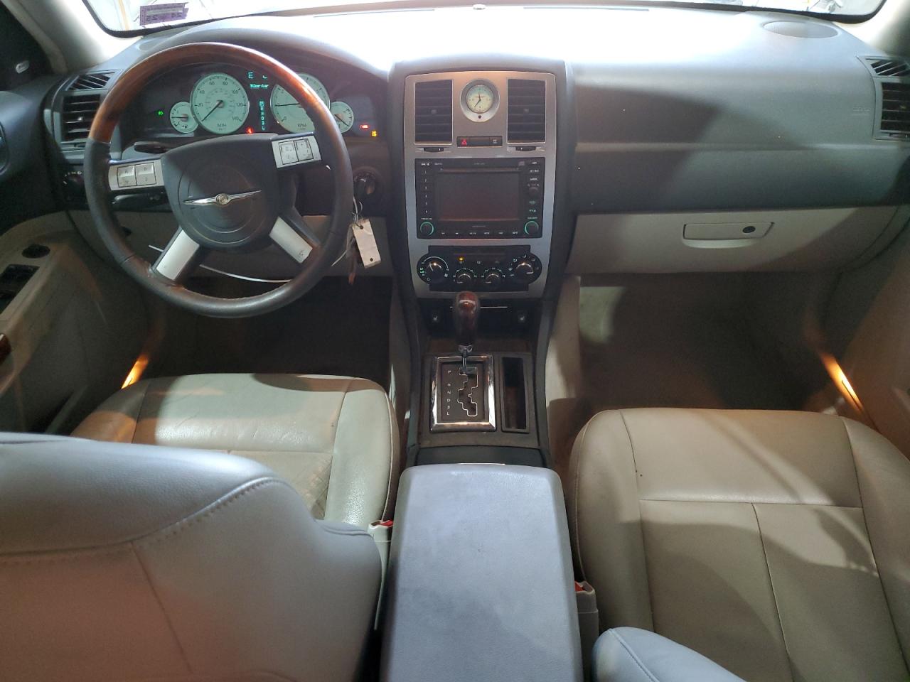 2005 Chrysler 300 Touring VIN: 2C3JA53G25H511935 Lot: 64846235