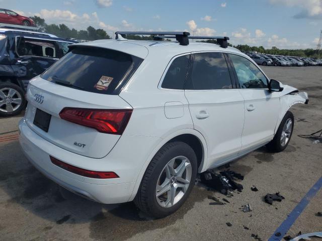  AUDI Q5 2018 Белы