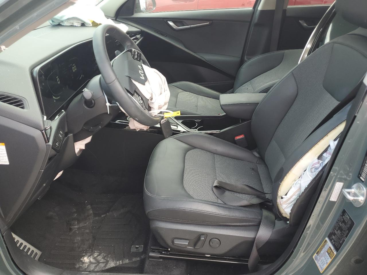 kndcr3le7p5037510 KNDCR3LE7P5037510 2023 Kia Niro Ex