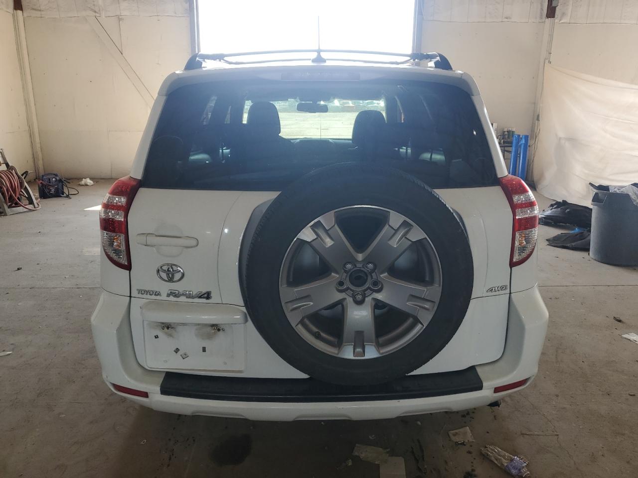2009 Toyota Rav4 Sport VIN: JTMBF32V89D011979 Lot: 63639535