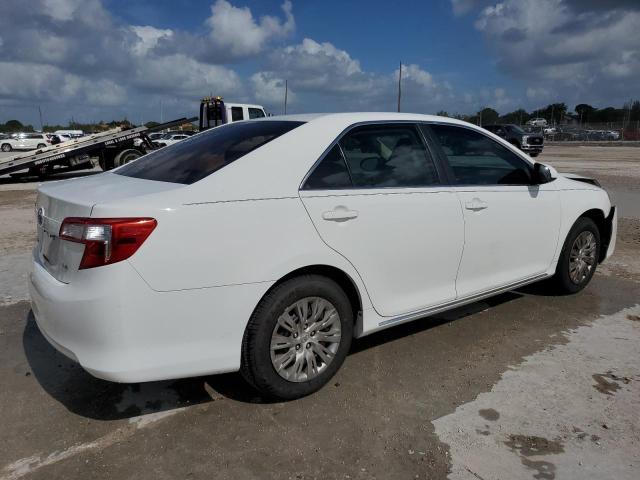  TOYOTA CAMRY 2013 White