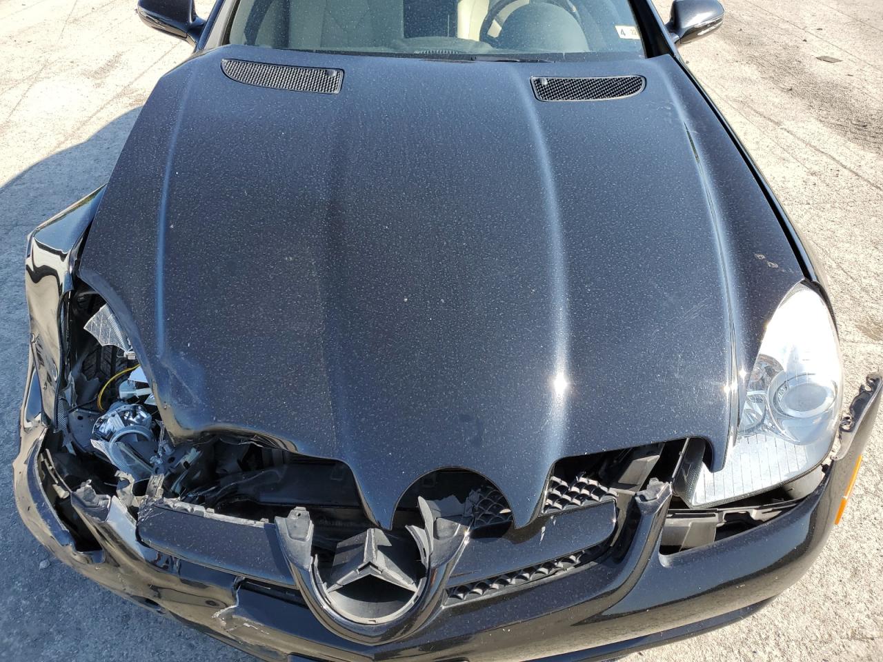 2009 Mercedes-Benz Slk 300 VIN: WDBWK54FX9F210355 Lot: 62992815