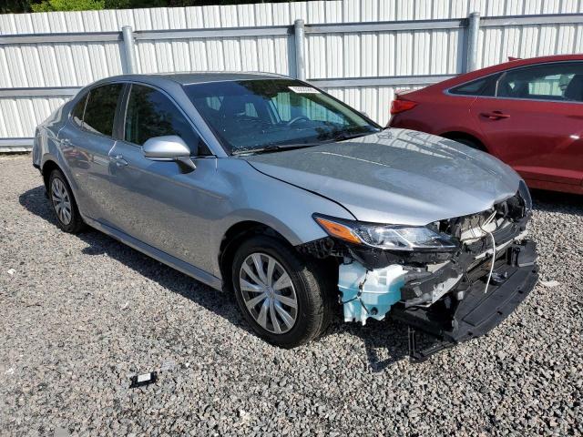  TOYOTA CAMRY 2022 Srebrny