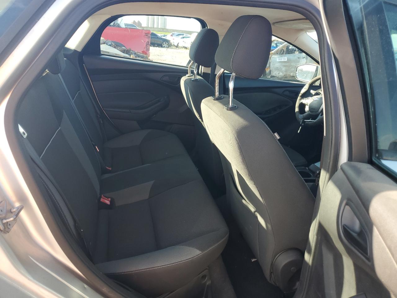 2012 Ford Focus Se VIN: 1FAHP3F24CL121048 Lot: 66295845