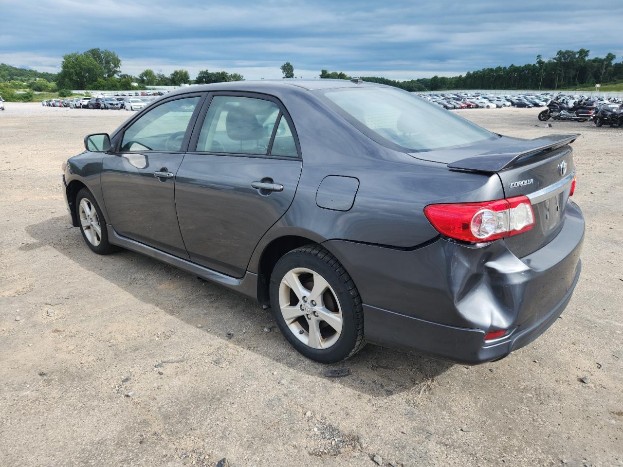 2t1bu4ee4bc707636 2T1BU4EE4BC707636 2011 Toyota Corolla Base