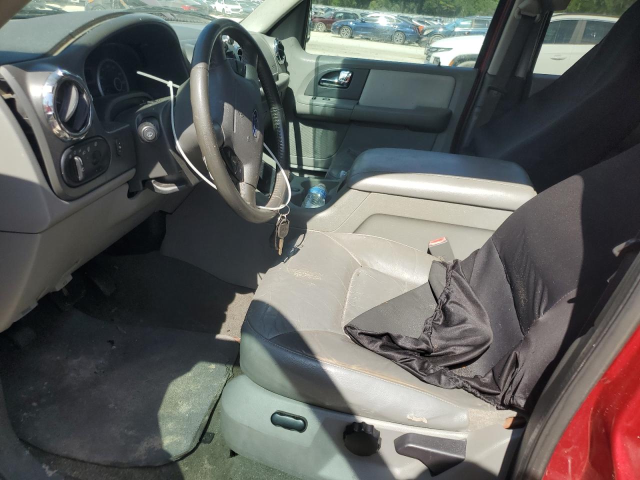 1FMFU16575LA76548 2005 Ford Expedition Xlt