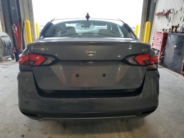  NISSAN VERSA 2024 Gray