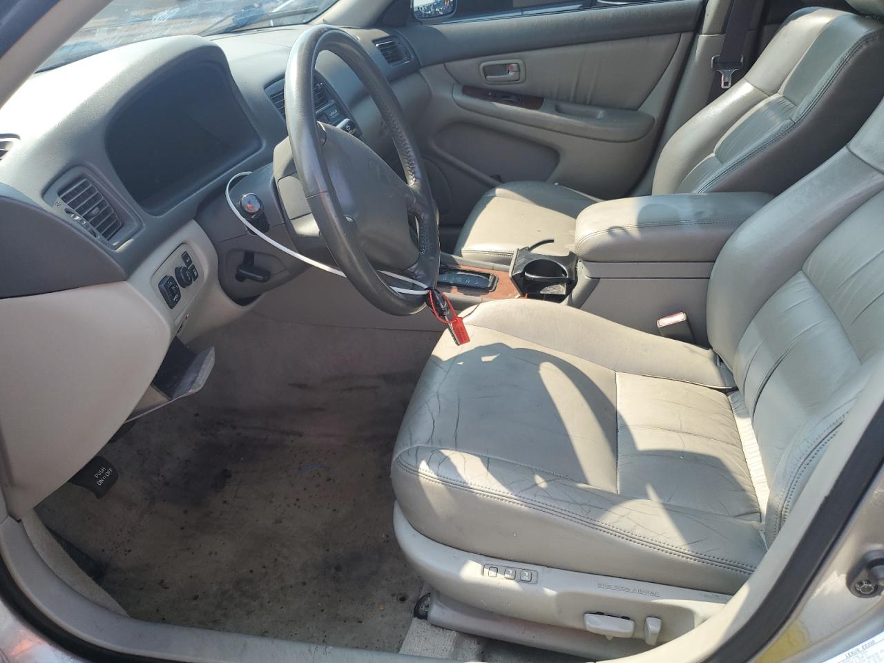 2000 Lexus Es 300 VIN: JT8BF28G7Y5086215 Lot: 62748645
