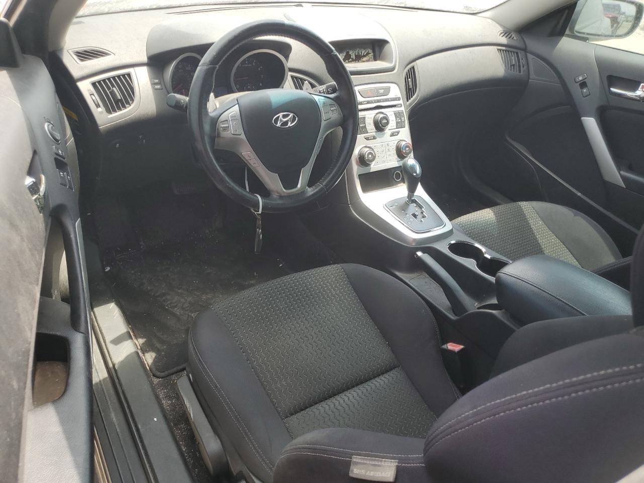 2010 Hyundai Genesis Coupe 2.0T VIN: KMHHT6KD2AU028286 Lot: 65766835