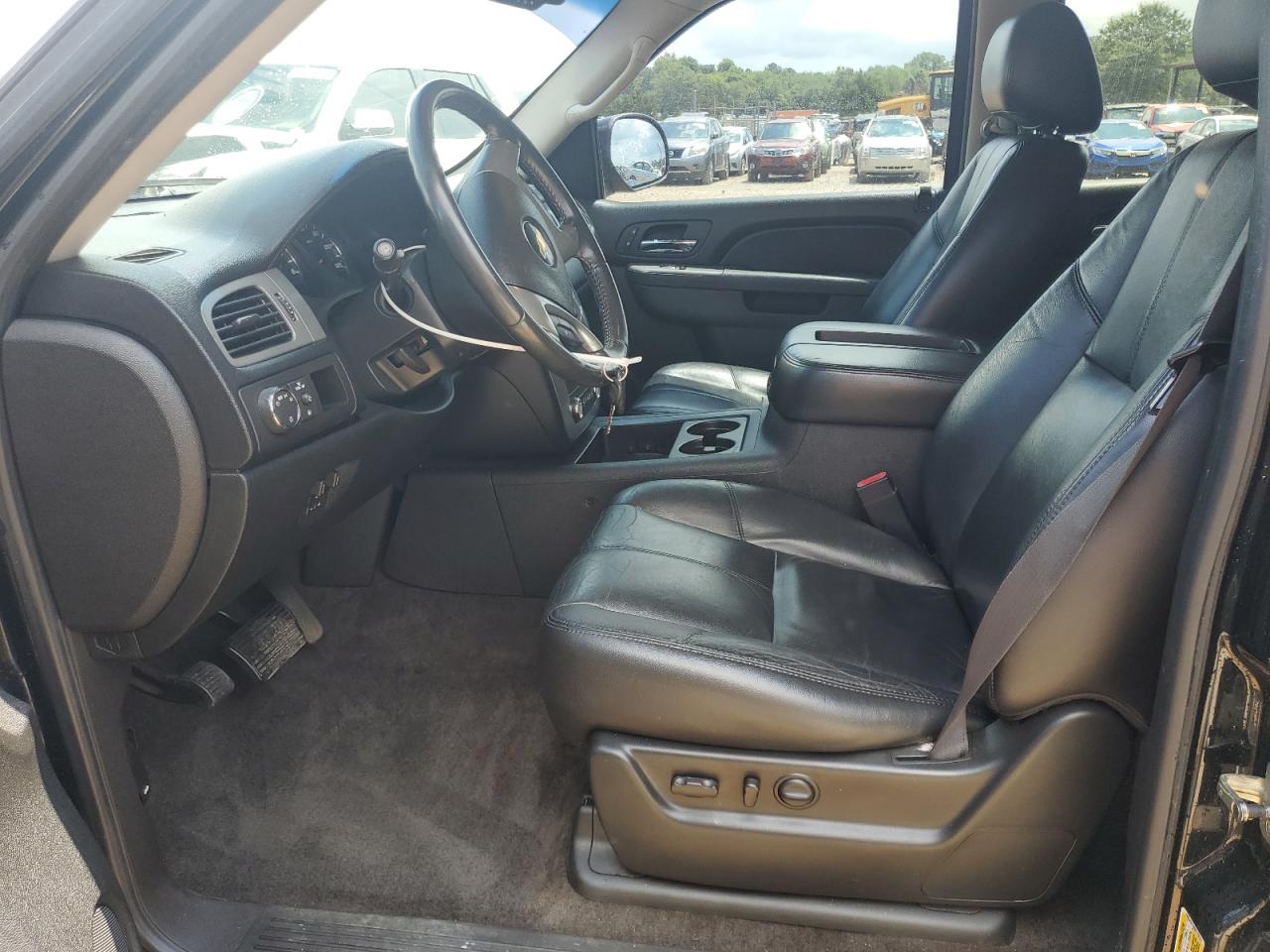 2011 Chevrolet Tahoe C1500 Lt VIN: 1GNSCBE09BR128103 Lot: 64418165