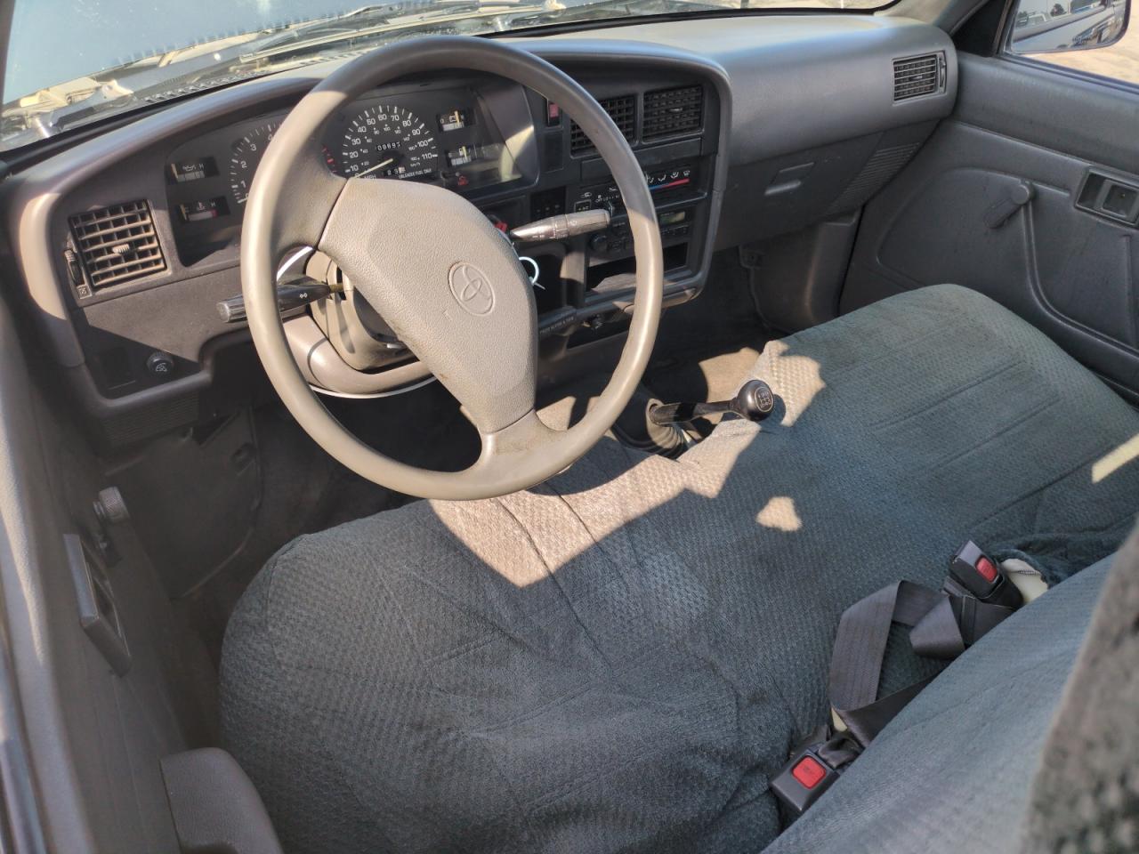1994 Toyota Pickup 1/2 Ton Short Wheelbase Dx VIN: JT4RN81PXR5174113 Lot: 64211905