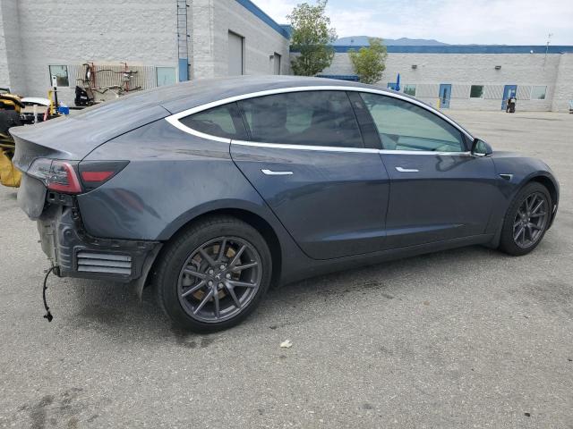  TESLA MODEL 3 2019 Szary