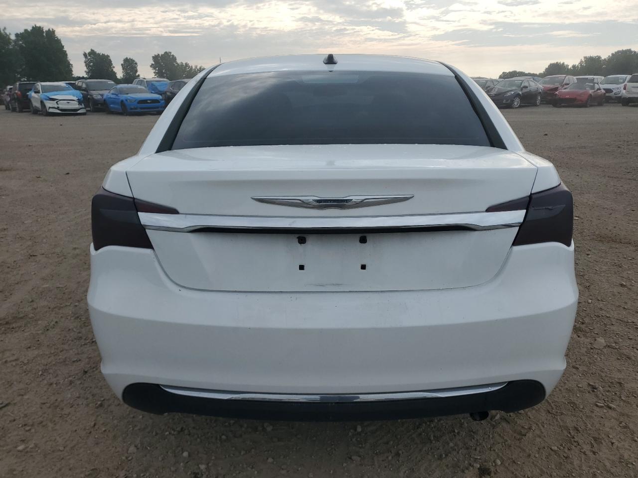 2012 Chrysler 200 Limited VIN: 1C3CCBCB6CN108812 Lot: 64309245