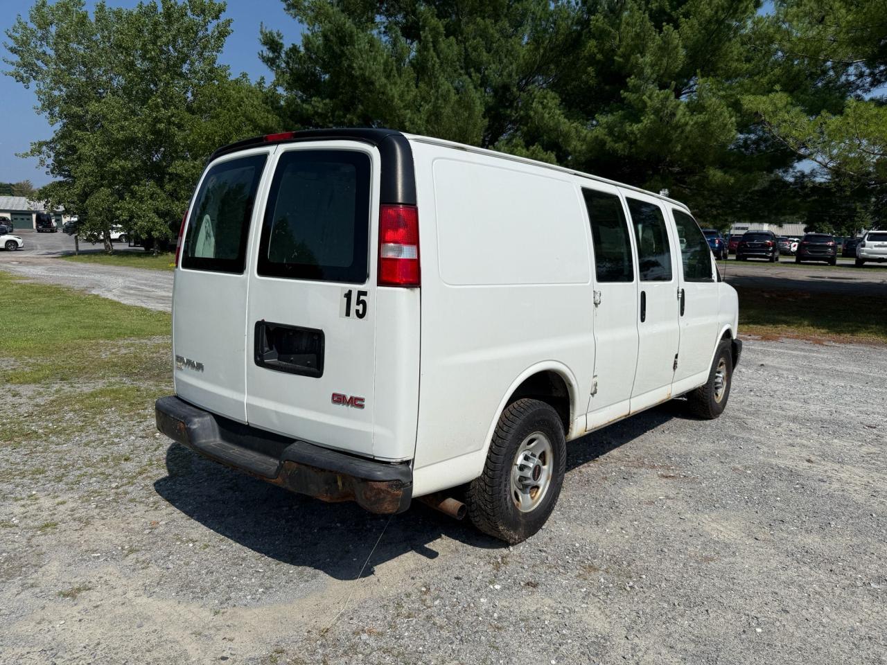 1gtw7aff3h1137883 1GTW7AFF3H1137883 2017 GMC Savana G2500