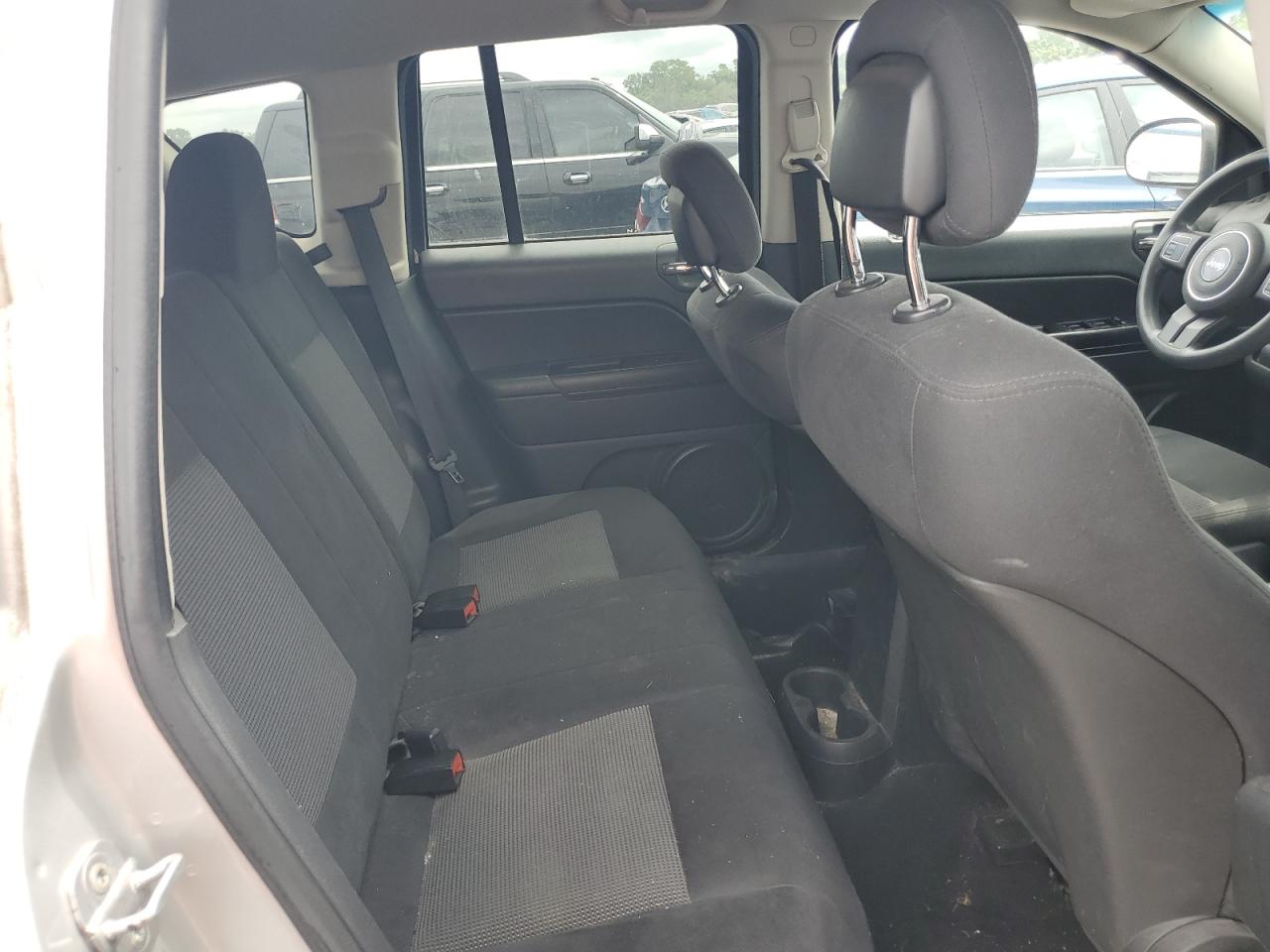 2011 Jeep Compass Sport VIN: 1J4NT1FB6BD215948 Lot: 64900945
