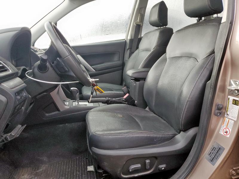  SUBARU FORESTER 2016 Beżowy