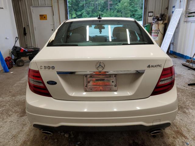 Sedans MERCEDES-BENZ C-CLASS 2012 Biały