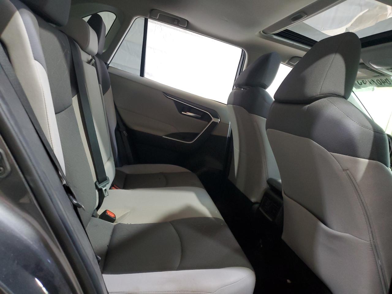 2020 Toyota Rav4 Xle VIN: JTMP1RFV9LD057863 Lot: 64671905
