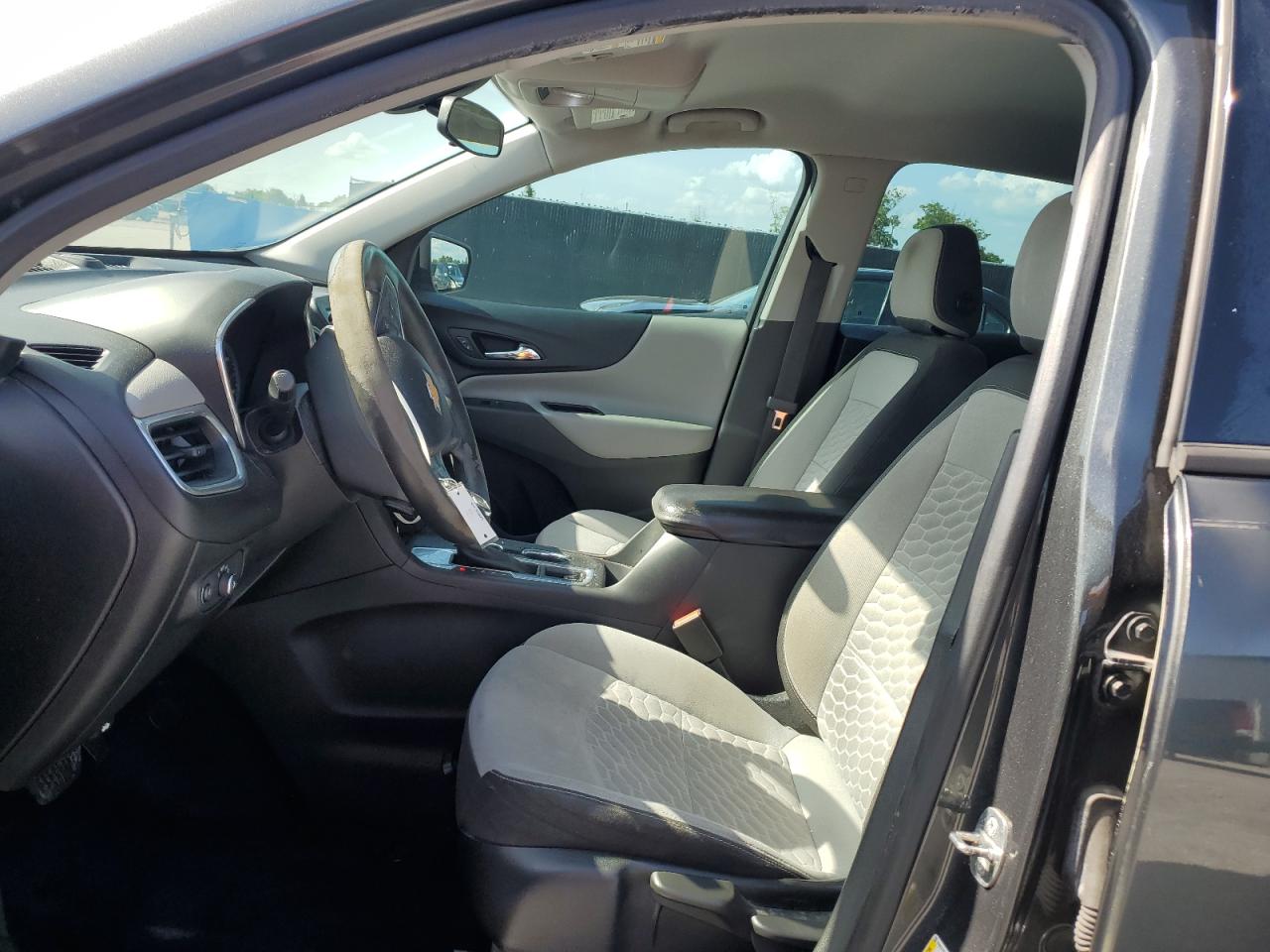 2018 Chevrolet Equinox Ls VIN: 3GNAXHEV5JS562951 Lot: 62494515