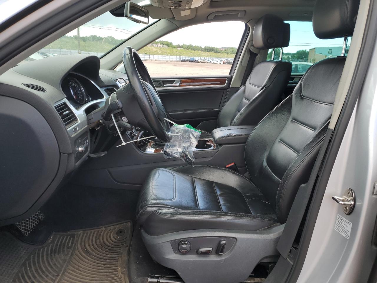 2011 Volkswagen Touareg V6 Tdi VIN: WVGFK9BP0BD005354 Lot: 63149175