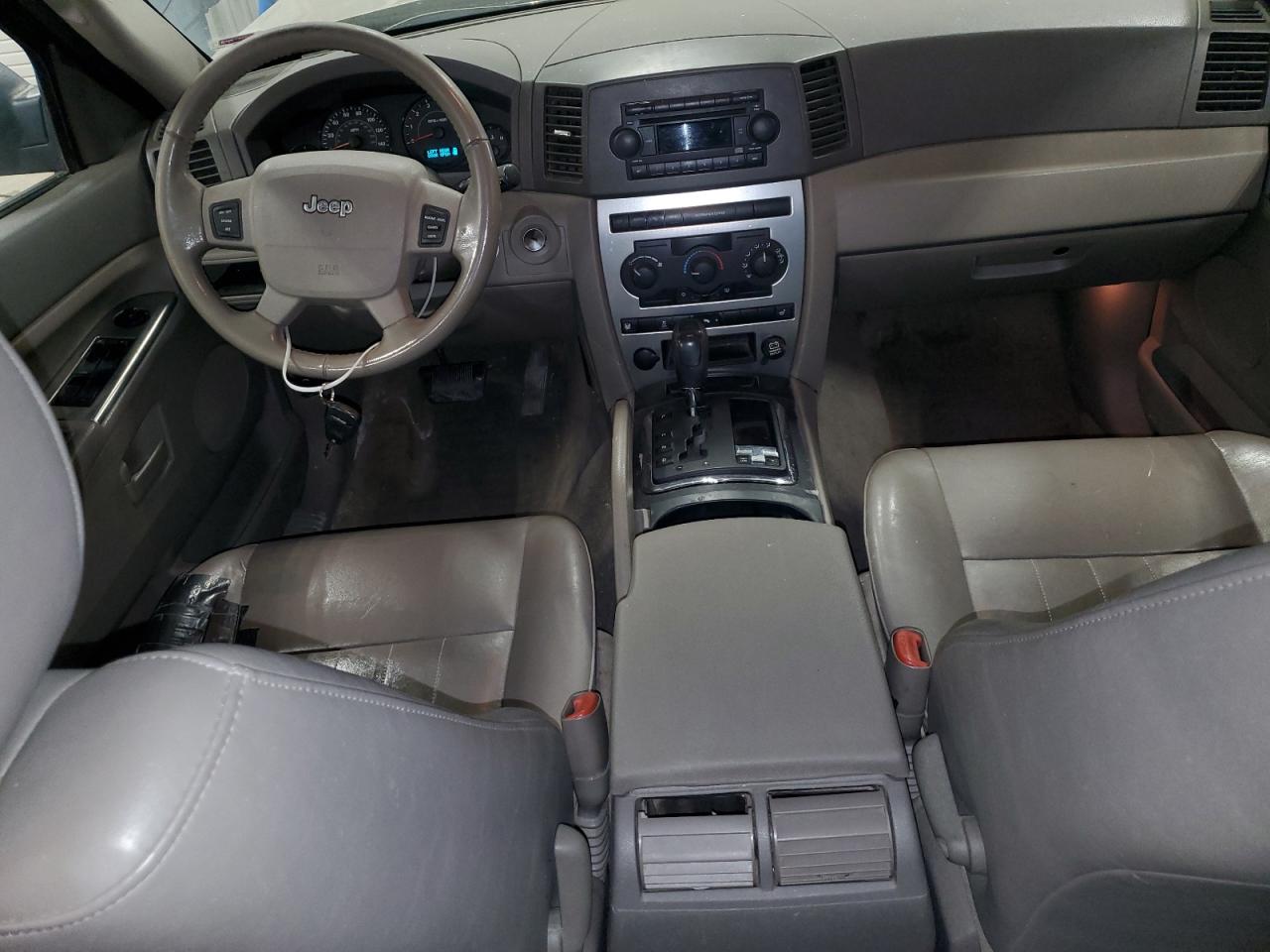 2005 Jeep Grand Cherokee Laredo VIN: 1J8HR48NX5C609658 Lot: 62891155