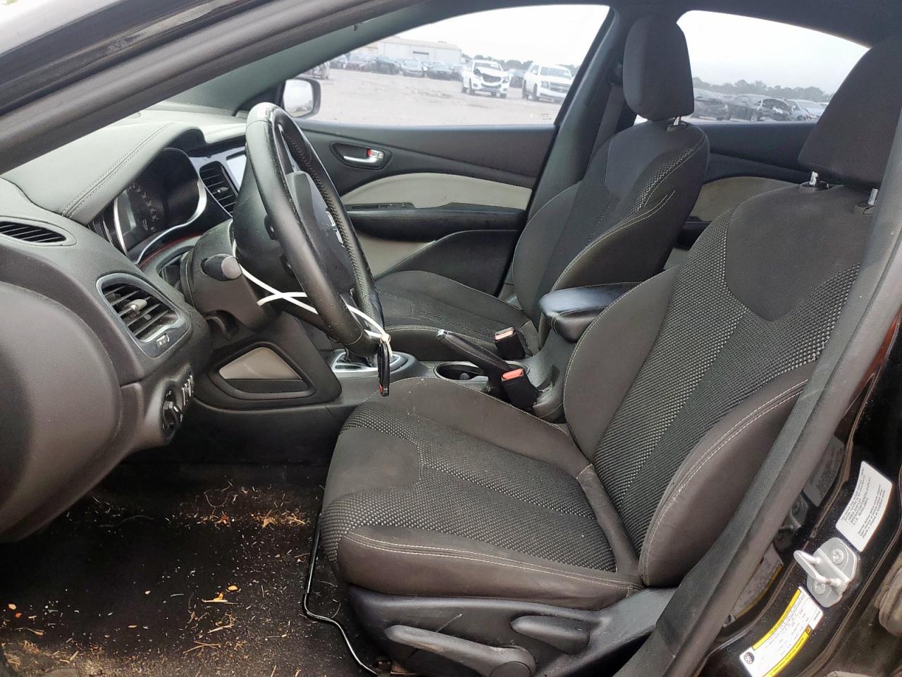 2015 Dodge Dart Sxt VIN: 1C3CDFBBXFD403556 Lot: 65260875
