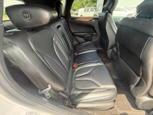 Parquets LINCOLN MKZ 2015 Biały