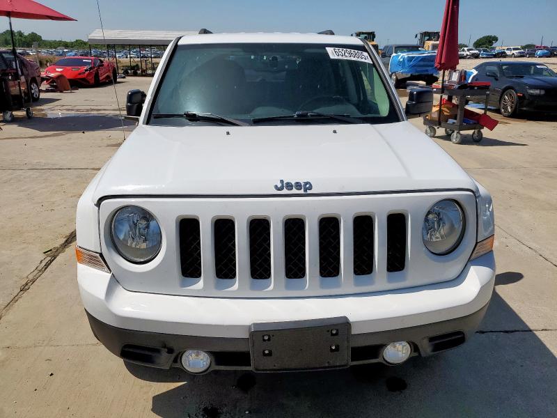  JEEP PATRIOT 2016 Белы