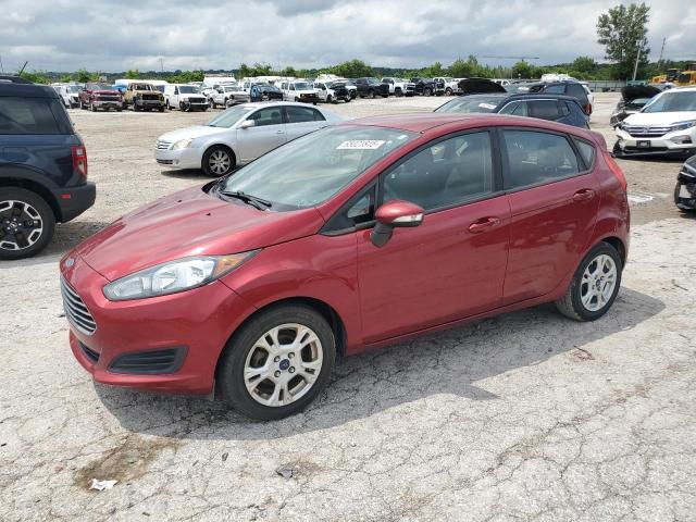 Хэтчбеки FORD FIESTA 2015 Красный