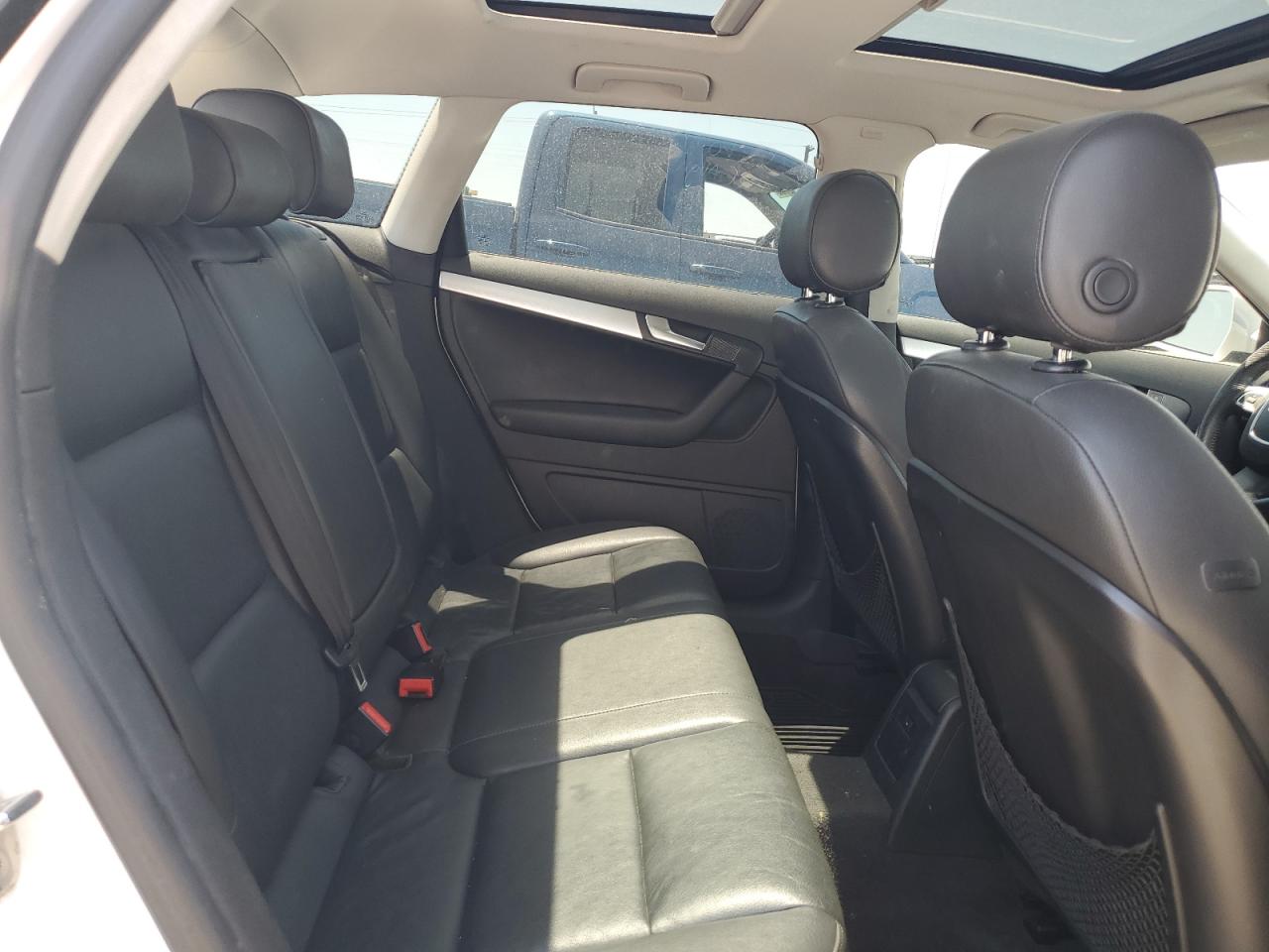 2010 Audi A3 Premium Plus VIN: WAUKJAFM1AA054132 Lot: 62401095
