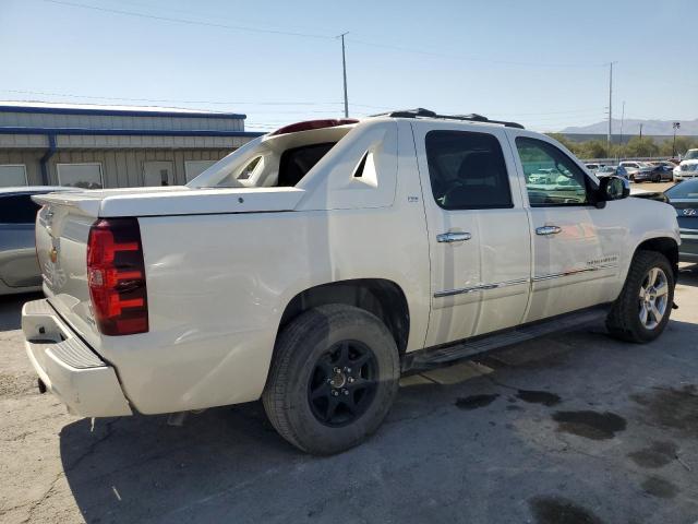  CHEVROLET AVALANCHE 2012 White