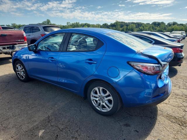  TOYOTA YARIS 2018 Granatowy