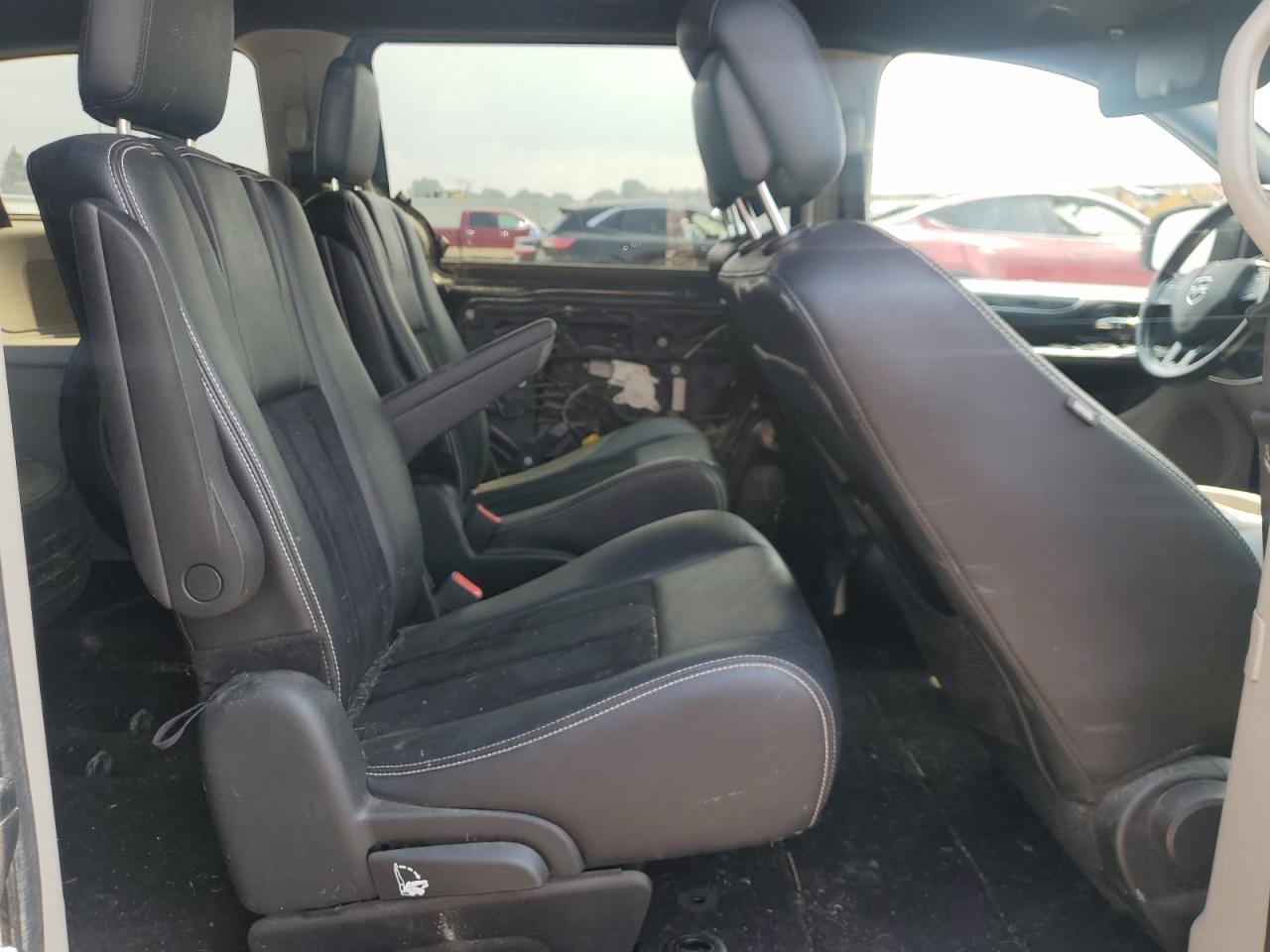 2018 Dodge Grand Caravan Sxt VIN: 2C4RDGCG6JR204886 Lot: 64059815