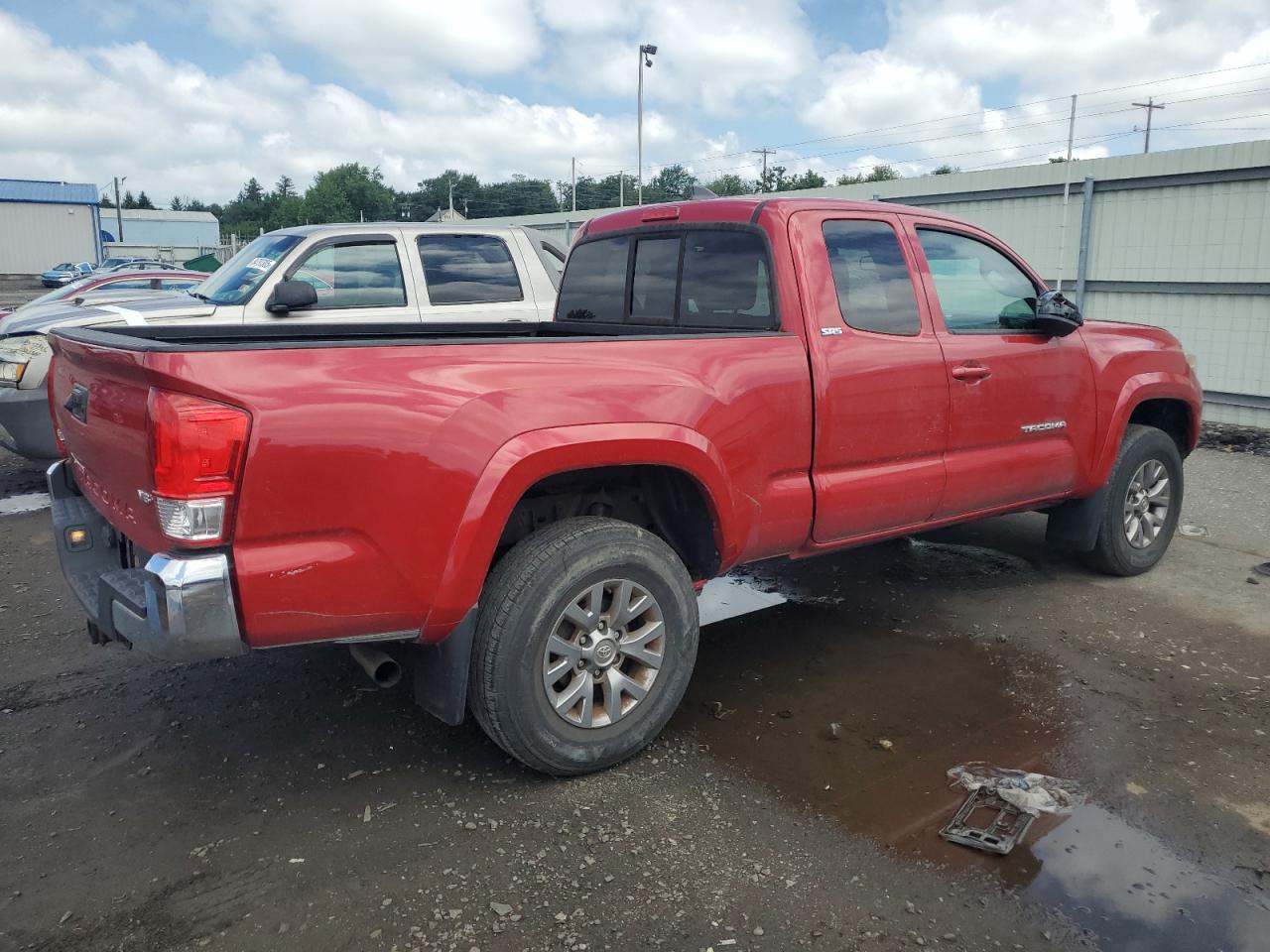 2017 Toyota Tacoma Access Cab VIN: 5TFSZ5AN1HX097136 Lot: 64246995