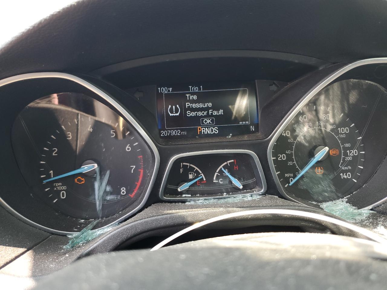 2015 Ford Focus Se VIN: 1FADP3K2XFL304575 Lot: 64814305