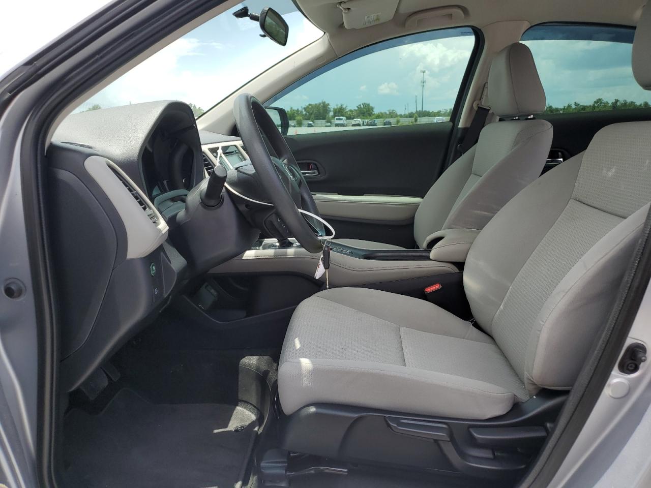 2021 Honda Hr-V Lx VIN: 3CZRU5H30MM710942 Lot: 65116795