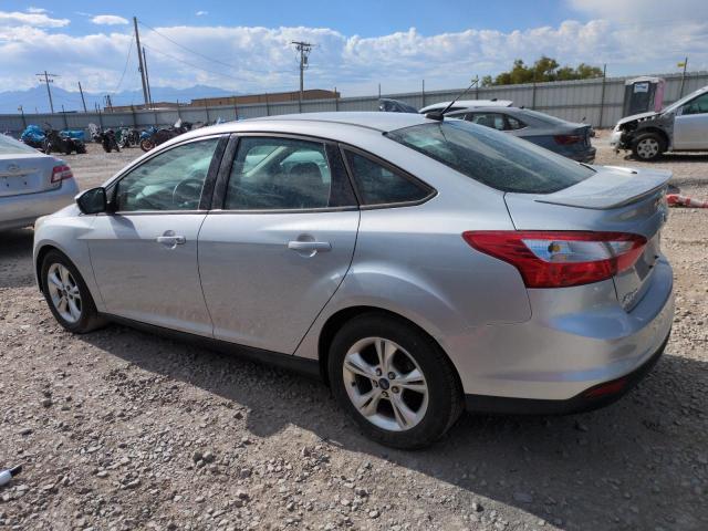 Sedans FORD FOCUS 2012 Silver