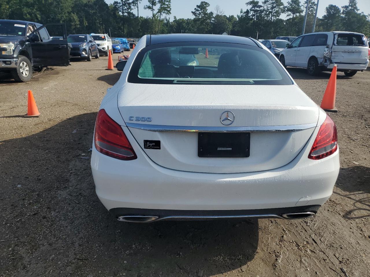 2017 Mercedes-Benz C 300 VIN: 55SWF4JB6HU199941 Lot: 64263235