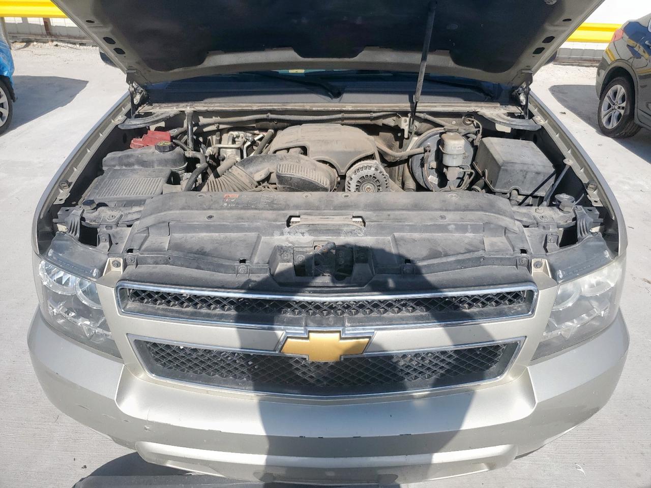 2013 Chevrolet Tahoe C1500 Ls VIN: 1GNSCAE00DR210945 Lot: 65406685