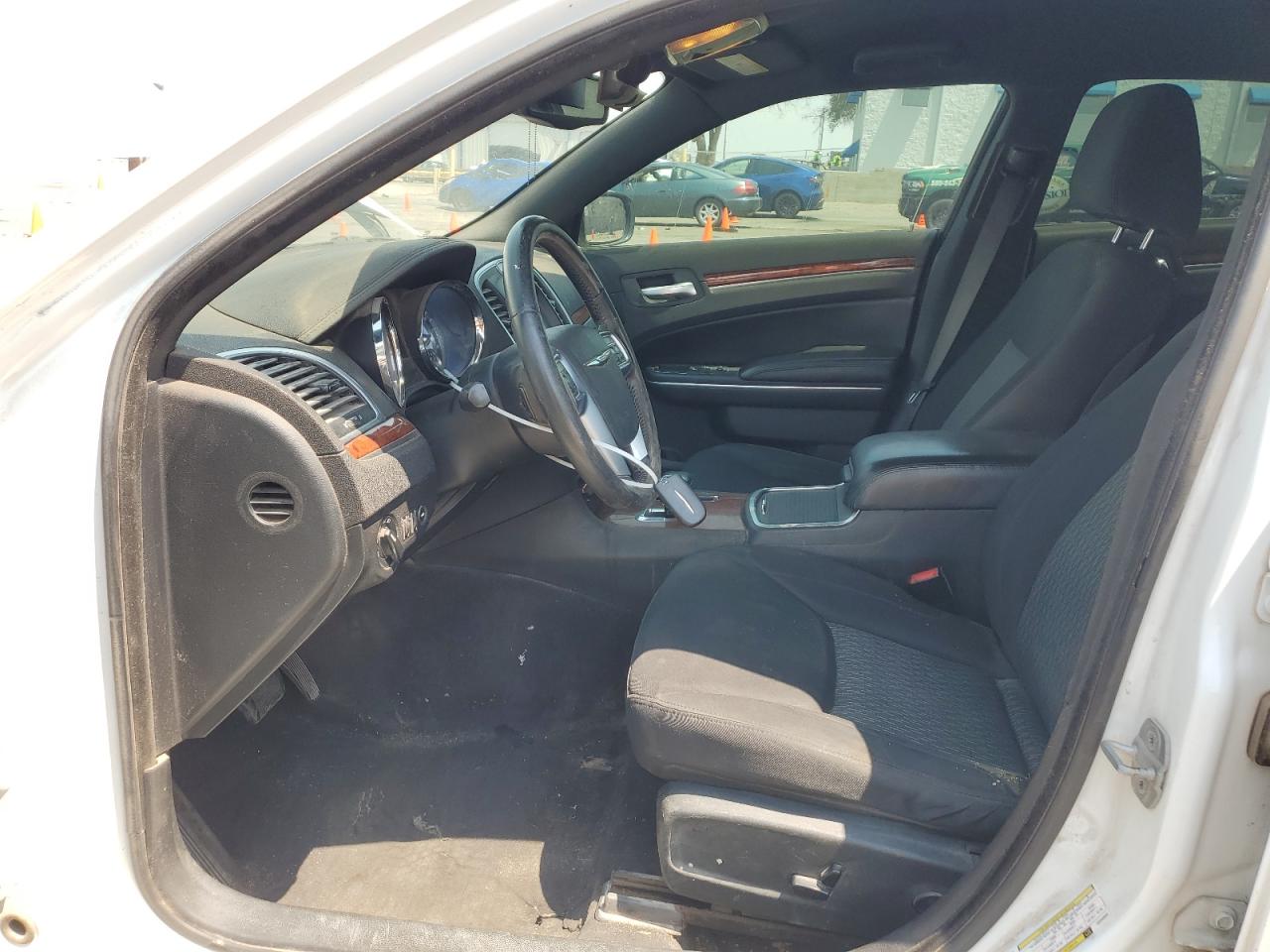 2012 Chrysler 300 VIN: 2C3CCAAG2CH245666 Lot: 64520185
